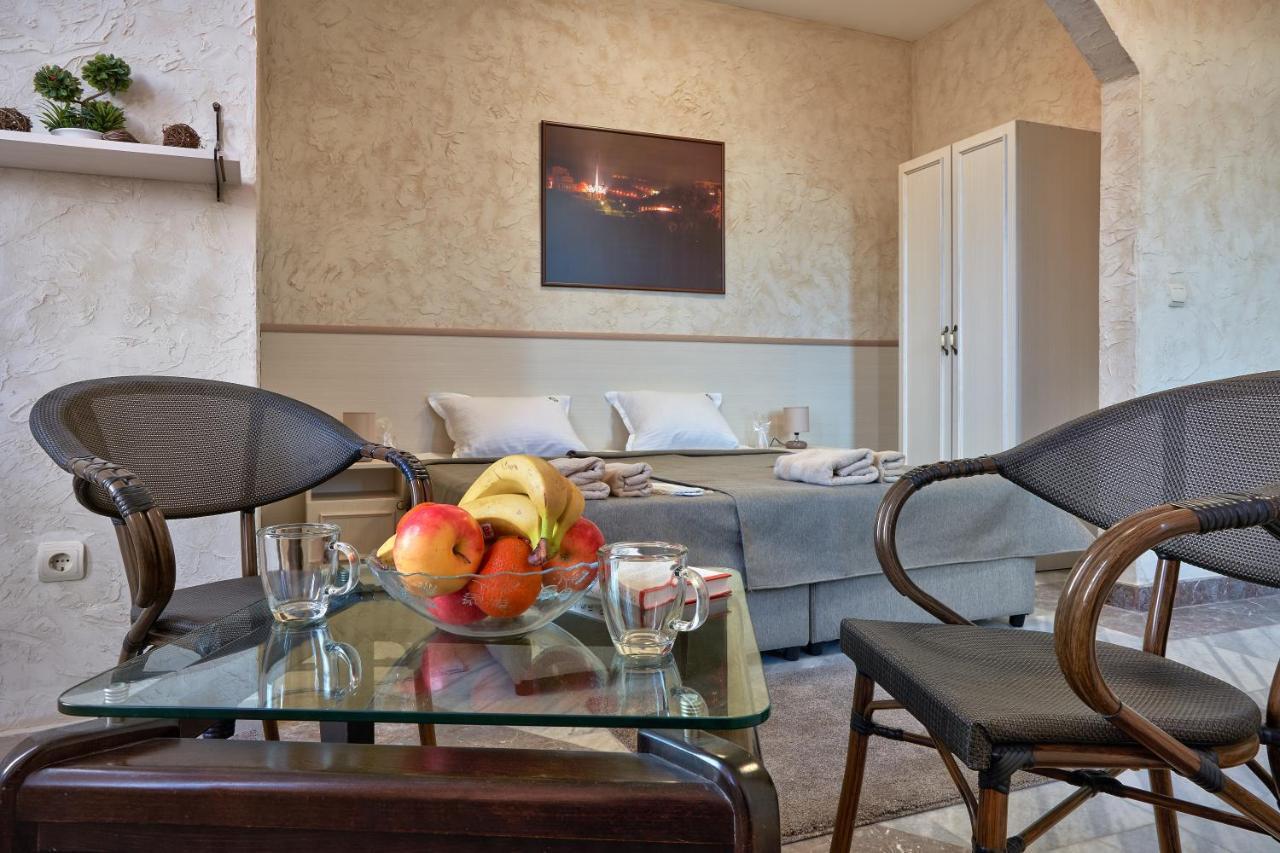 Kings View Hotel Veliko Tarnovo Eksteriør billede
