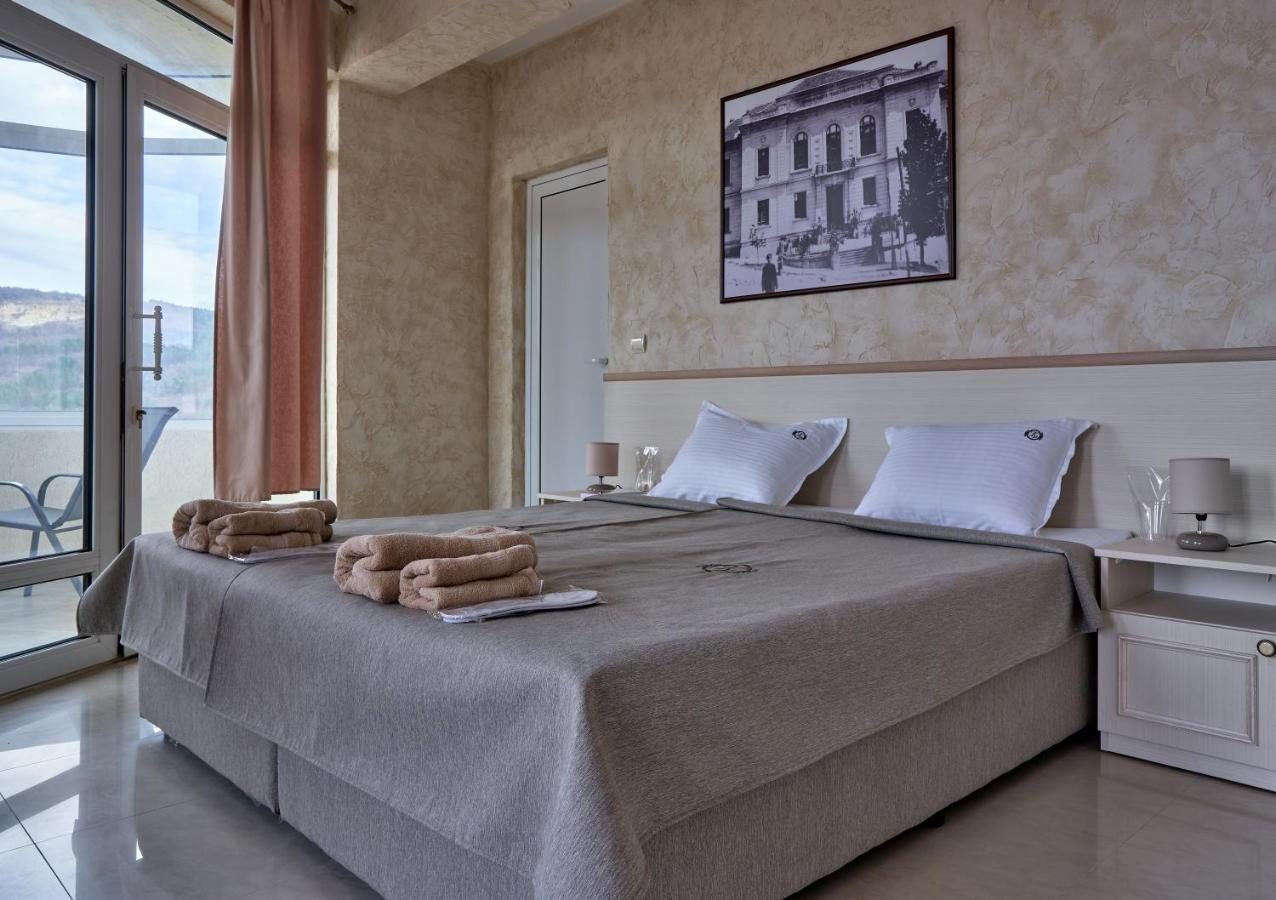 Kings View Hotel Veliko Tarnovo Eksteriør billede